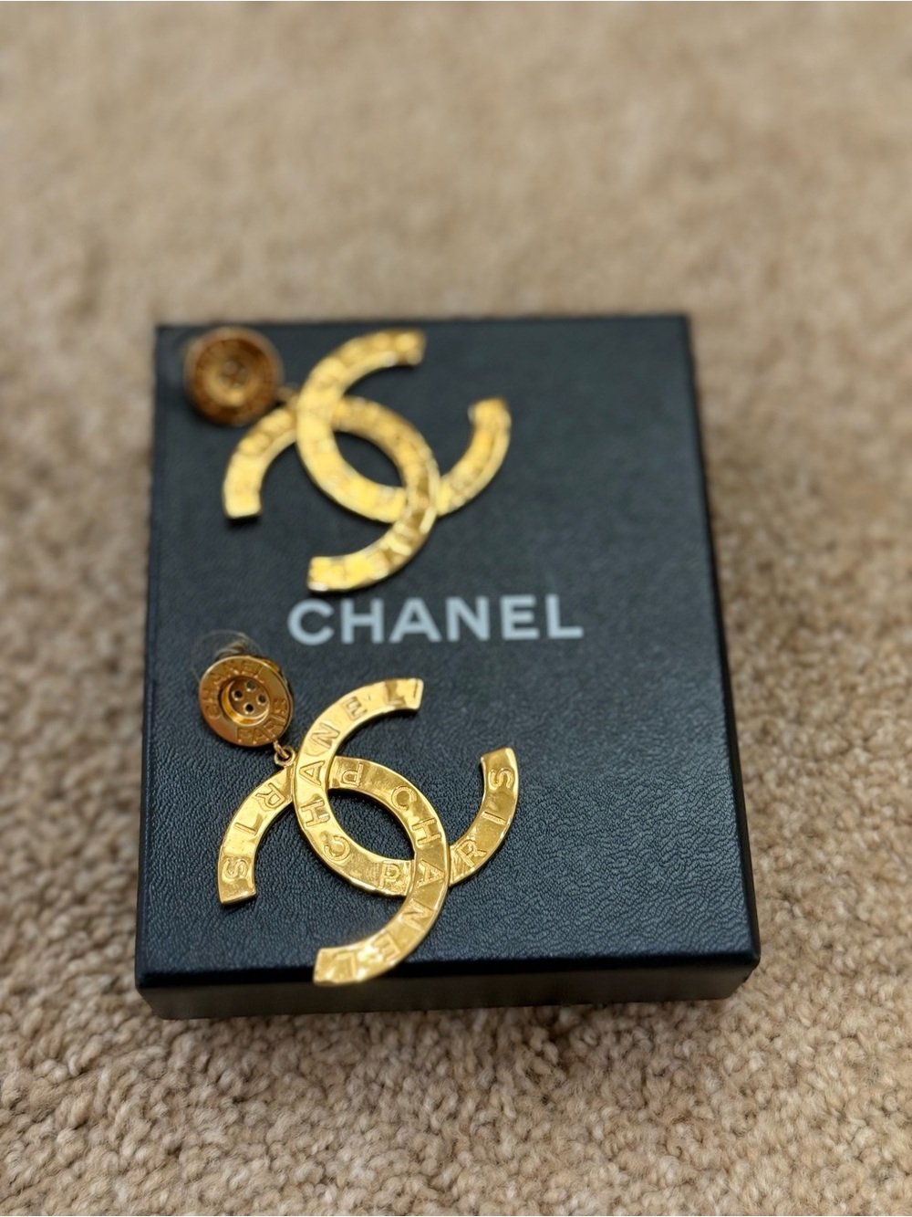 CHANEL Button Gold CC Logo Drop Earrings - Classic Gold Tone
